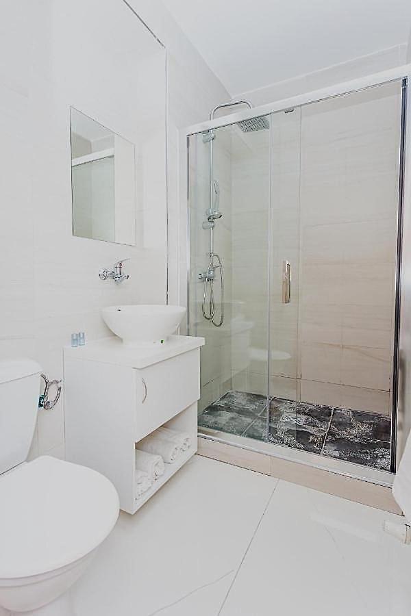 Hotel Joker Obrnice Екстер'єр фото